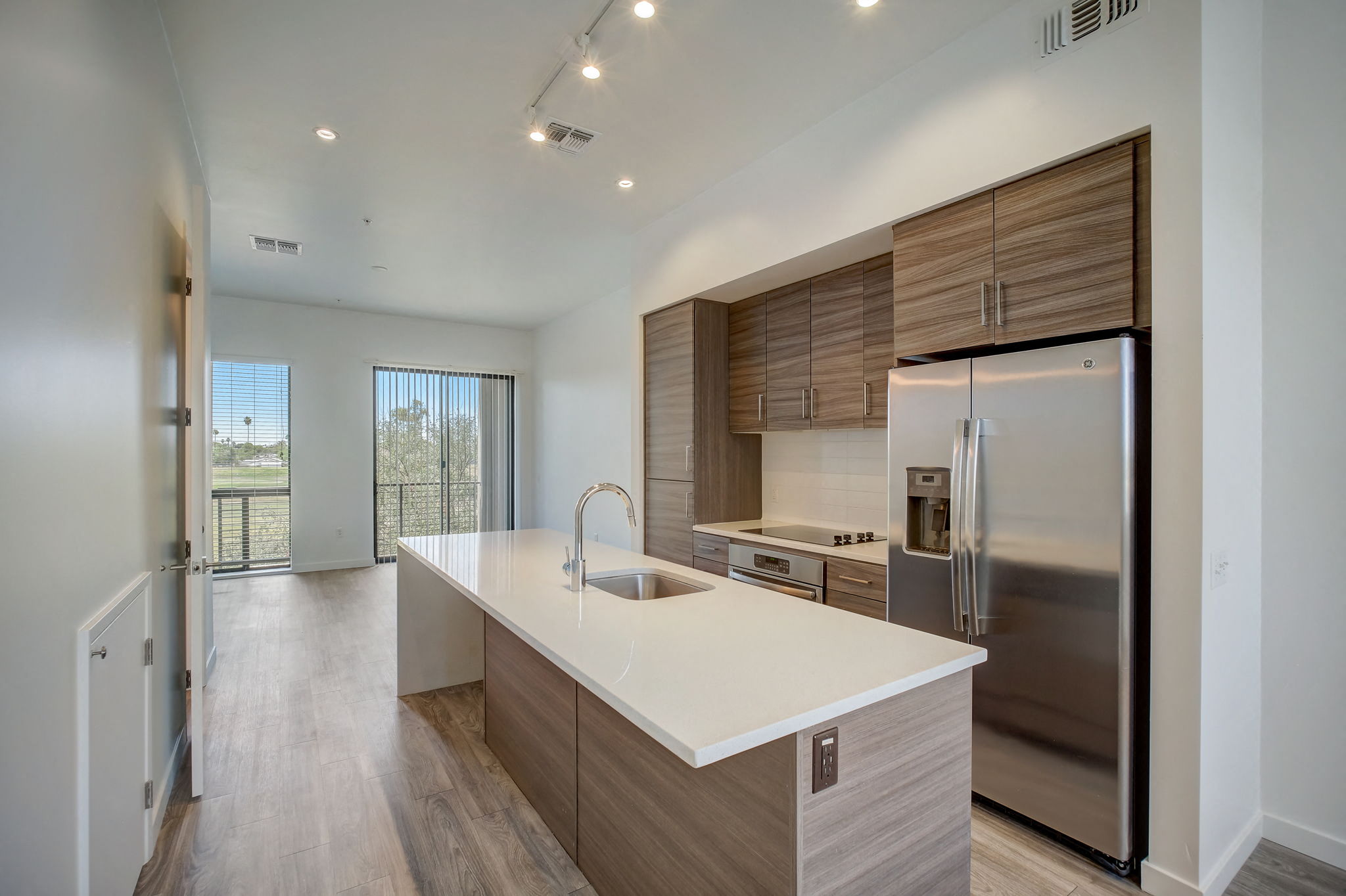 Dusk Scottsdale Apartments photo 4